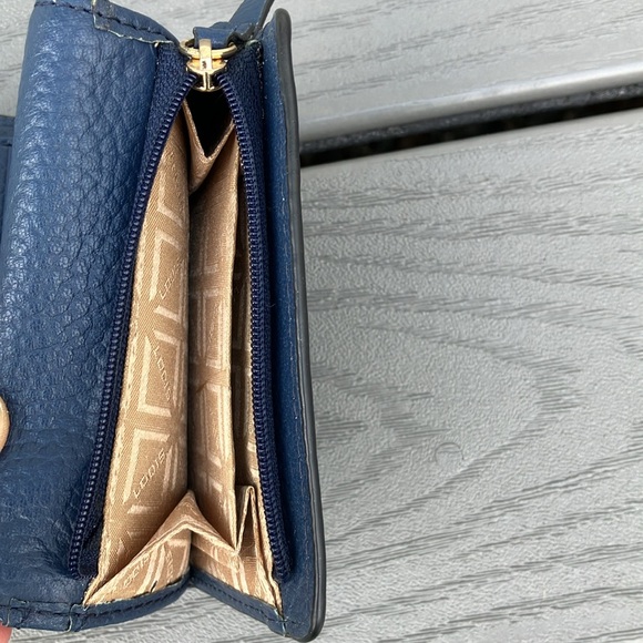 Lodis Women’s Leather Tři-fold Wallet Blue - Picture 10 of 10
